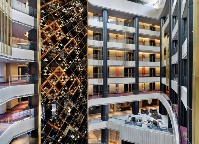 Hotel Alrayyan Doha Curio Col