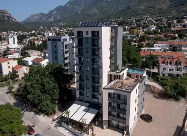 Hotel N Sutomore, Muntenegru / Bar