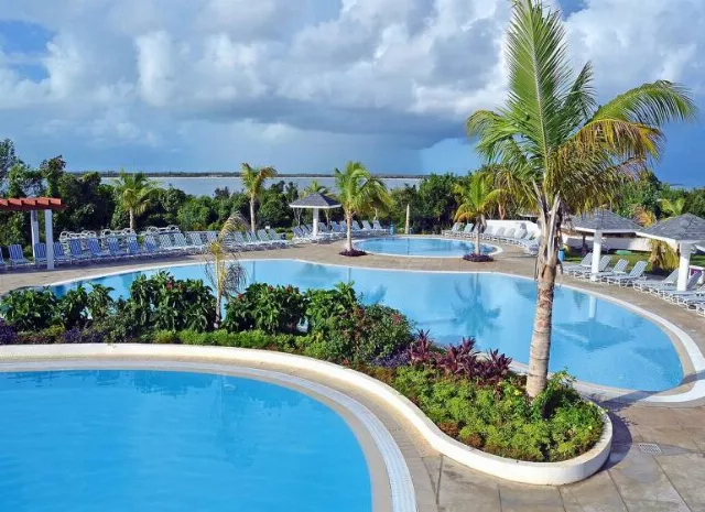 Hotel Grand Aston Cayo Las Brujas Beach Resort & Spa