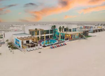 Hotel Fuwairit Kite Beach, Tapestry Collection By Hilton, Qatar / Fuwayrit
