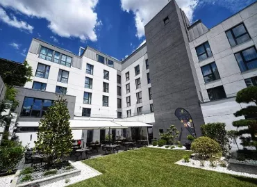 Hotel Aniroc Signature, Romania / Arad