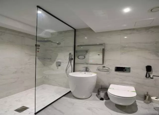Hotel Aniroc Signature