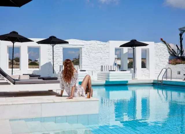 Hotel Mr And Mrs White Paros