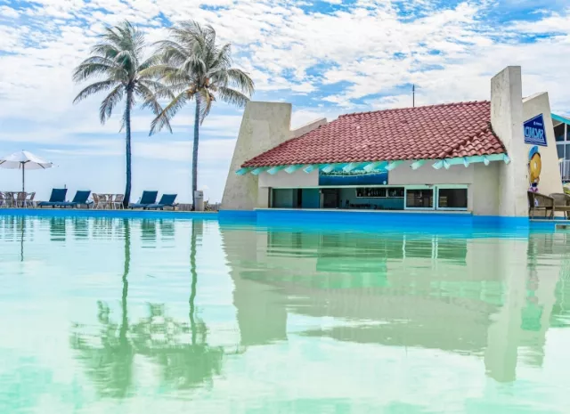 Hotel Roc El Viejo Y El Mar