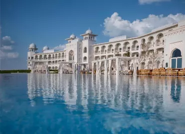 Hotel The Chedi Katara Resort, Qatar / Doha