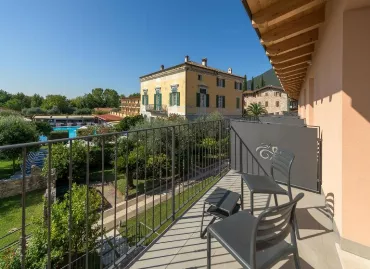 Hotel Regina Del Garda Suite, Italia / Garda