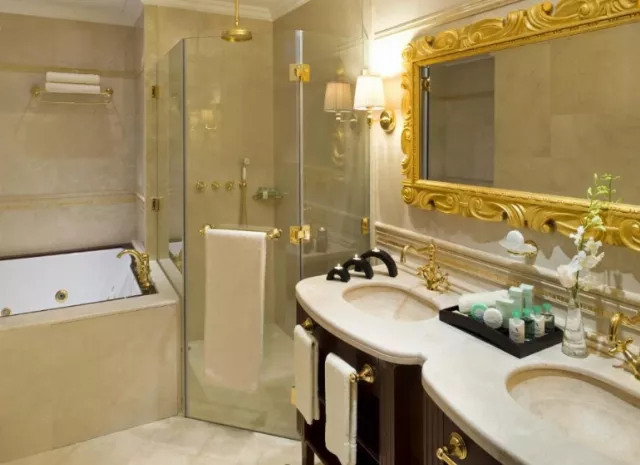 Hotel Warwick Doha