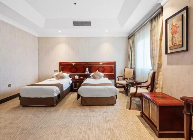 Hotel Chairmen