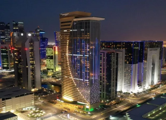 Hotel The Bentley Luxury & Suites