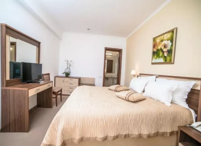 Hotel Saturn Apartament Deluxe