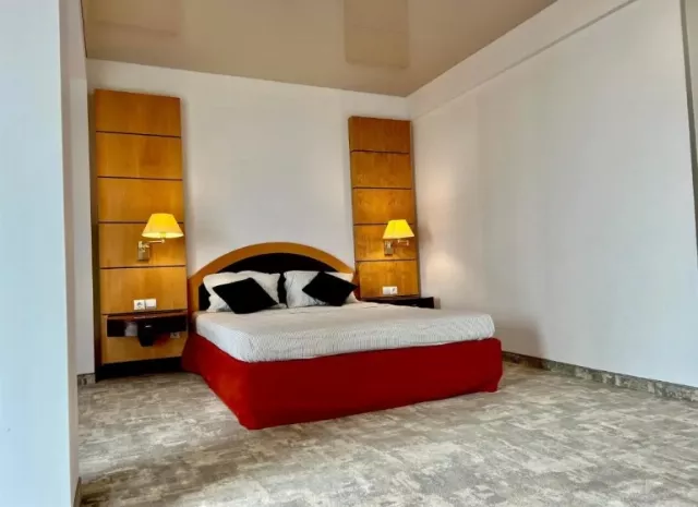 Complex Popdan Dublă parter vedere la piscină