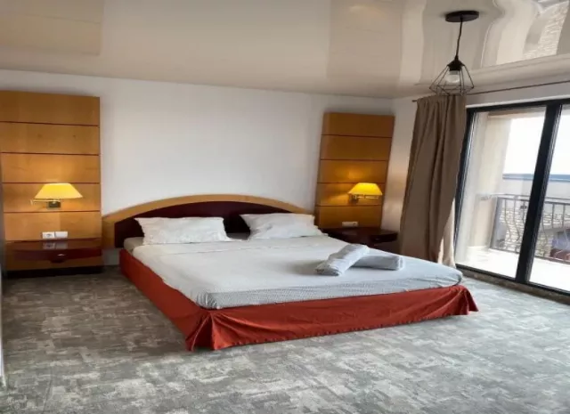 Complex Popdan Cameră Dublă cu vedere laterala la mare #2