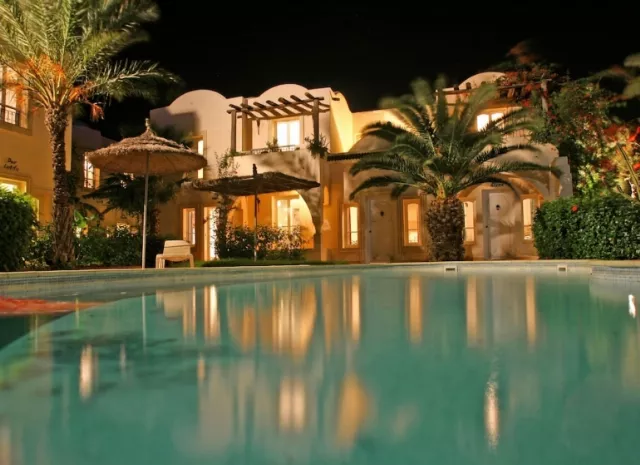 Suites And Villas Guest House Villamar