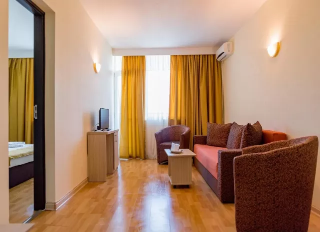Hotel Apollo Apartament #4