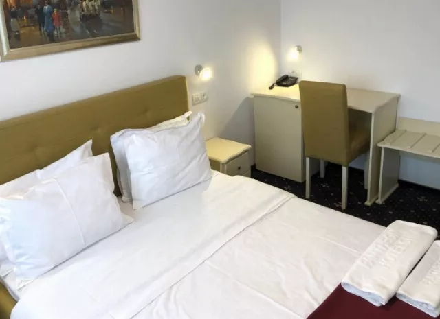 Hotel Agora Cameră Dublă etaj #2