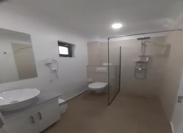 Hotel Ilinca, Tripla