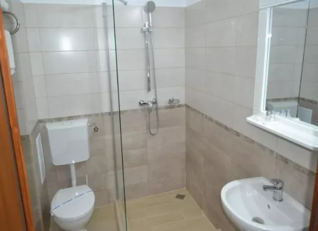 Hotel Insula Dubla standard Lac #2