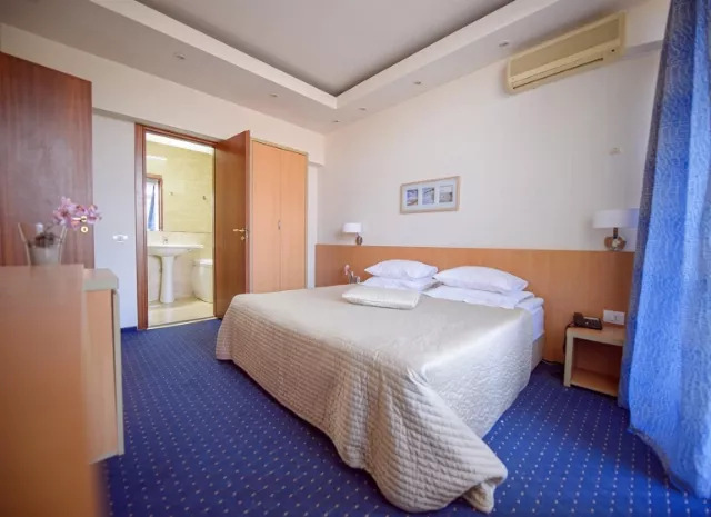 Hotel Sara Senior suite #6