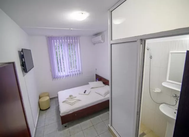 Hotel Proton Cameră Dublă