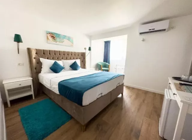 Hotel Avenue, Dubla queen