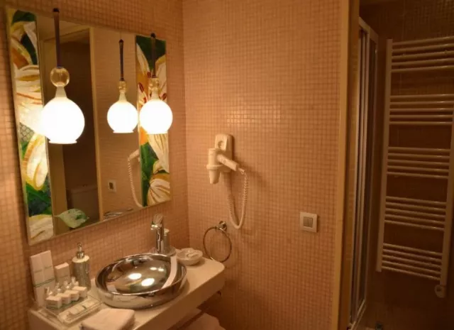 Hotel Carmen Internațional Junior suite #3