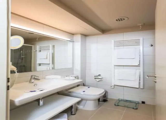 Hotel Carmen Internațional Cameră Dublă matrimonială #5
