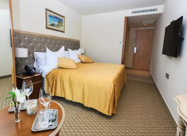 Hotel Carmen Internațional Cameră Dublă matrimonială #6