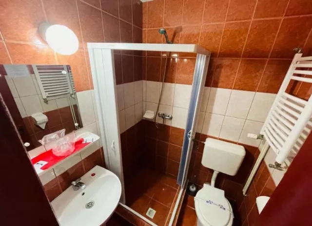 Hotel Turist, Dublă