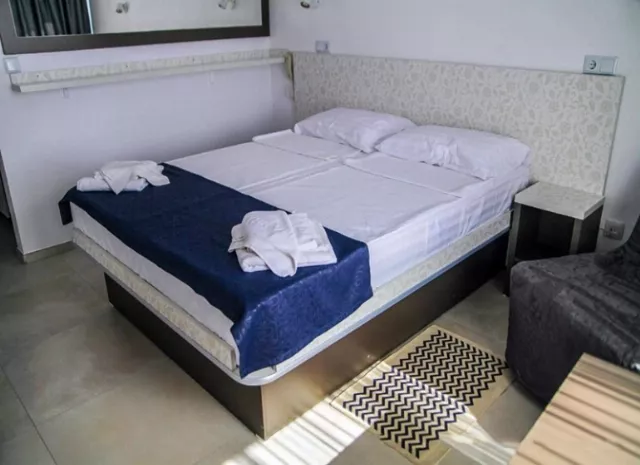 Hotel Carmen, Dublă
