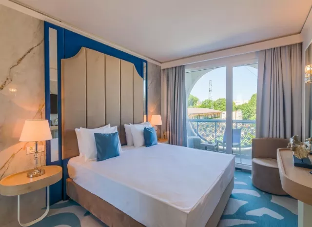 Hotel Bacolux Koralio King Deluxe