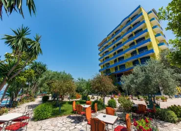 Hotel Bahamas, Albania / Sarande