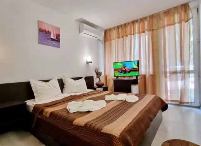 Hotel Azur Cameră Dublă fară balcon
