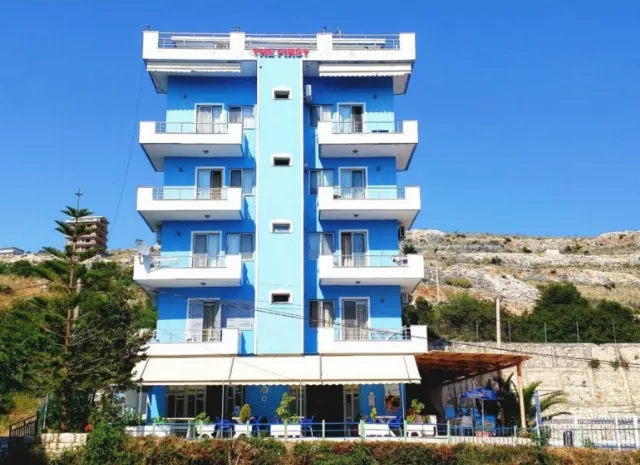 Hotel The First Saranda