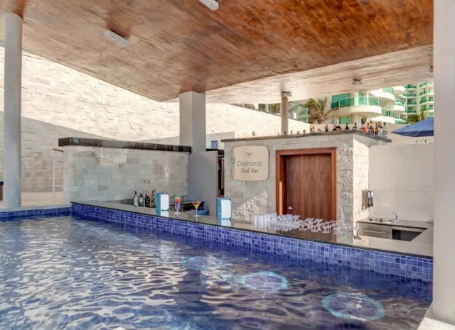 Hotel Royalton Chic Suites Cancun (adults Only)