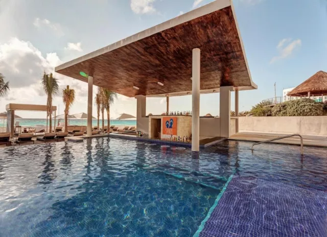 Hotel Royalton Chic Suites Cancun (adults Only)