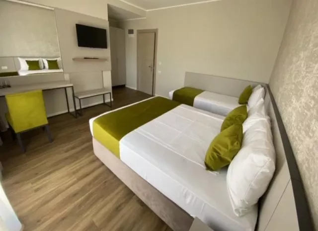 Hotel Rhodos Cameră Triplă #5