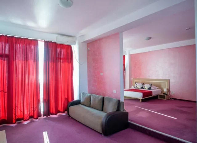 Hotel Vis Garsonieră