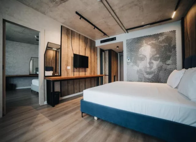 Hotel Amr