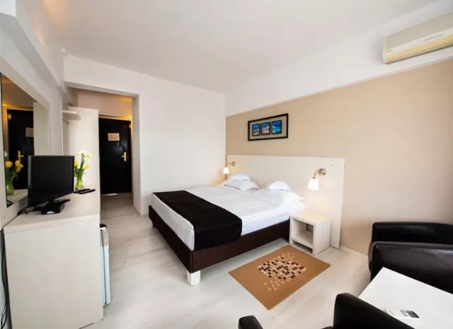 Hotel Ambasador Cameră Dublă vedere la lac #5