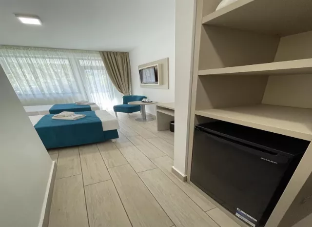 Hotel Delfin Cameră Dublă Twin cu balcon