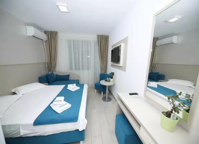 Hotel Delfin Cameră Dublă plus cu balcon #2