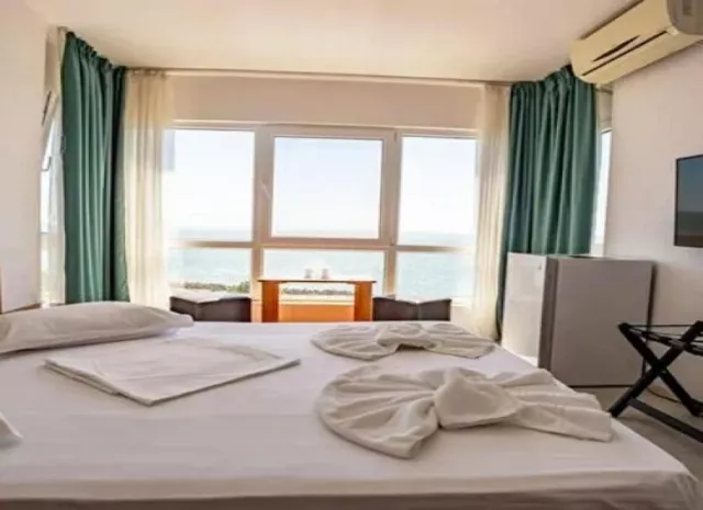 Hotel Muntenia By Complex Steaua De Mare Apartament