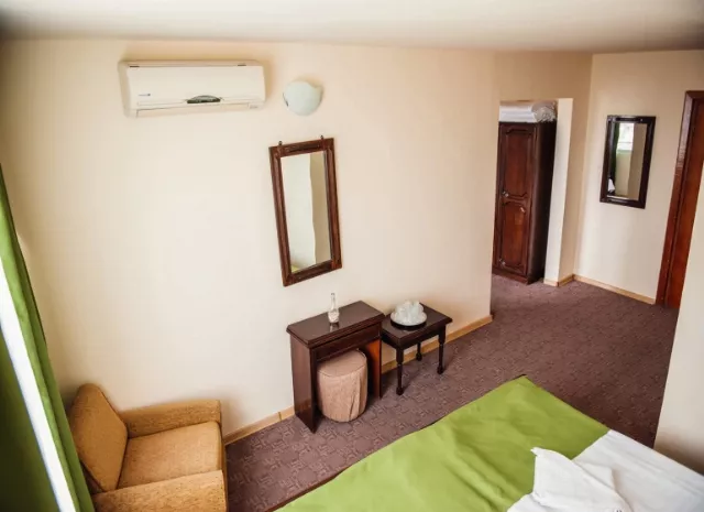 Hotel Doina Suită family 3* cu AC #6