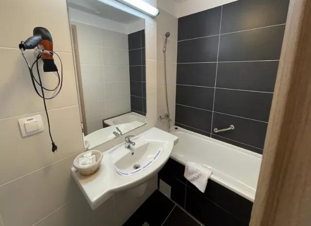 Hotel Hefaistos, Cameră Dublă