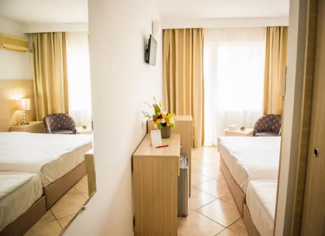 Hotel Majestic Cameră family