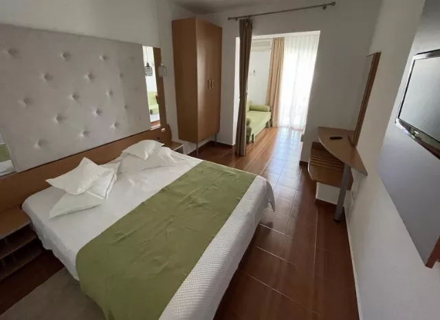 Hotel Modern Cameră superior family #3