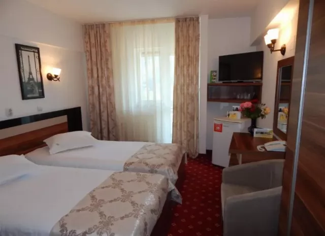 Hotel Traian Cameră Dublă cu balcon