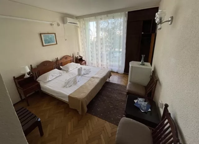 Hotel National, Cameră Dublă, Cameră Dublă twin