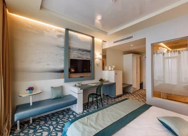 Hotel Opera Cameră dublă deluxe cu vedere parțială la mare #2