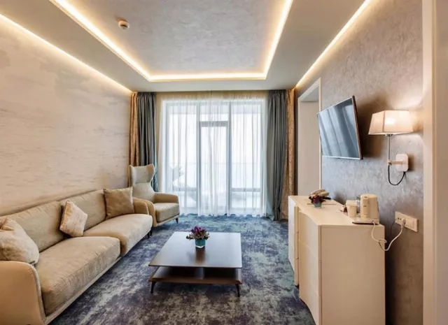 Hotel Opera Sky Senior sute #3